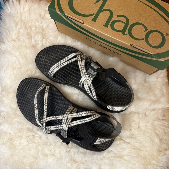 Chaco Shoes - CHACO BLACK WHITE ZX1 Classic